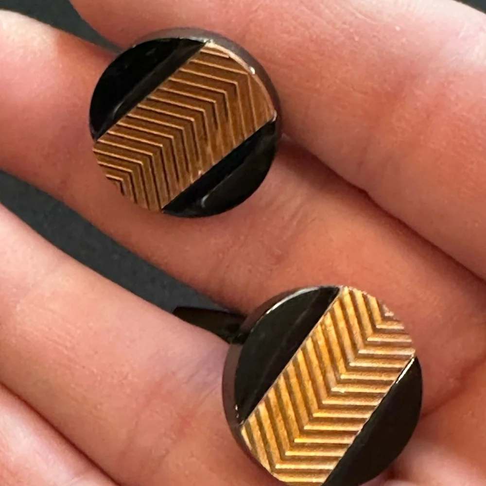 Elegant Black and Gold Cuff Links